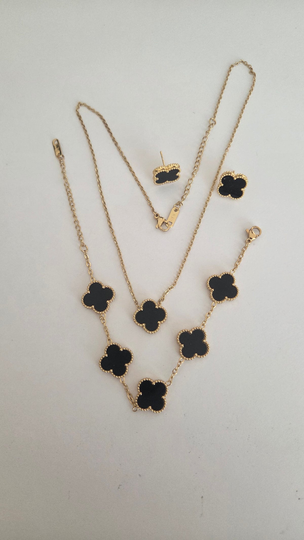 Set Elegant